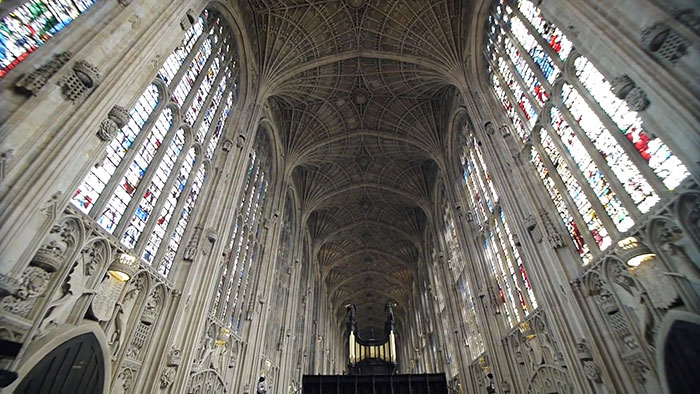 digital-projection-kings-college-chapel-cambridge-miguel-chevalier-14