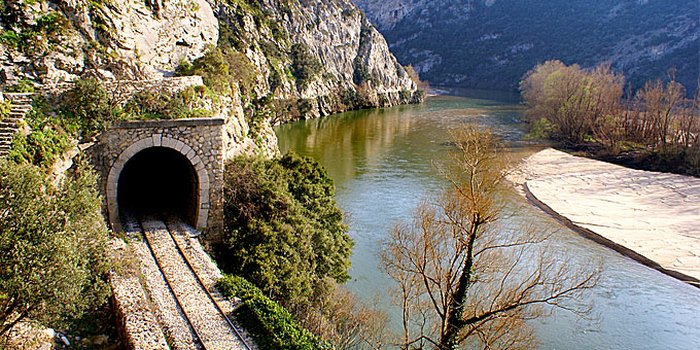 Road trips: Οι ωραιότερες διαδρομές με αυτοκίνητο στην Ελλάδα!