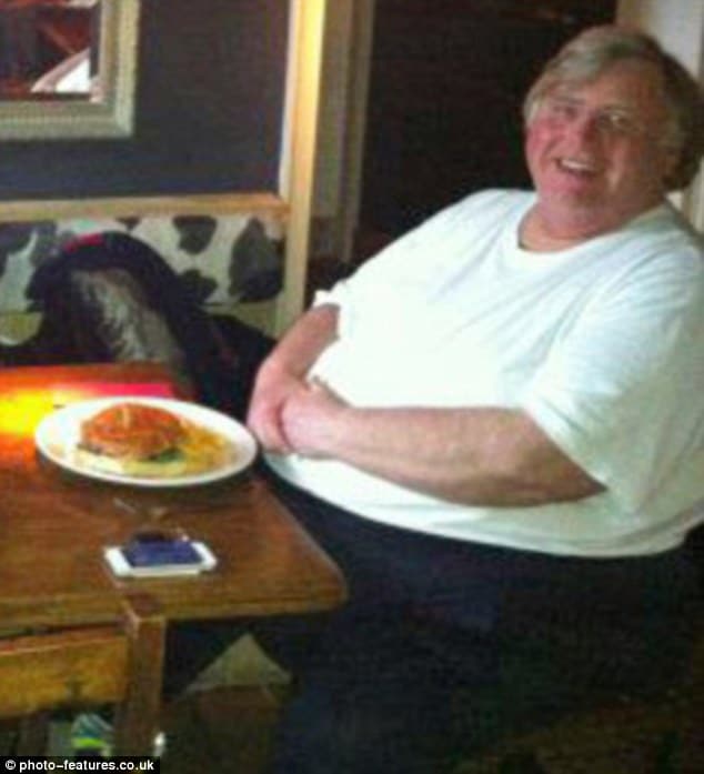 3582F9B100000578-3652583-Father_of_three_Drew_said_separating_from_his_wife_of_30_years_t-m-12_1466520455270