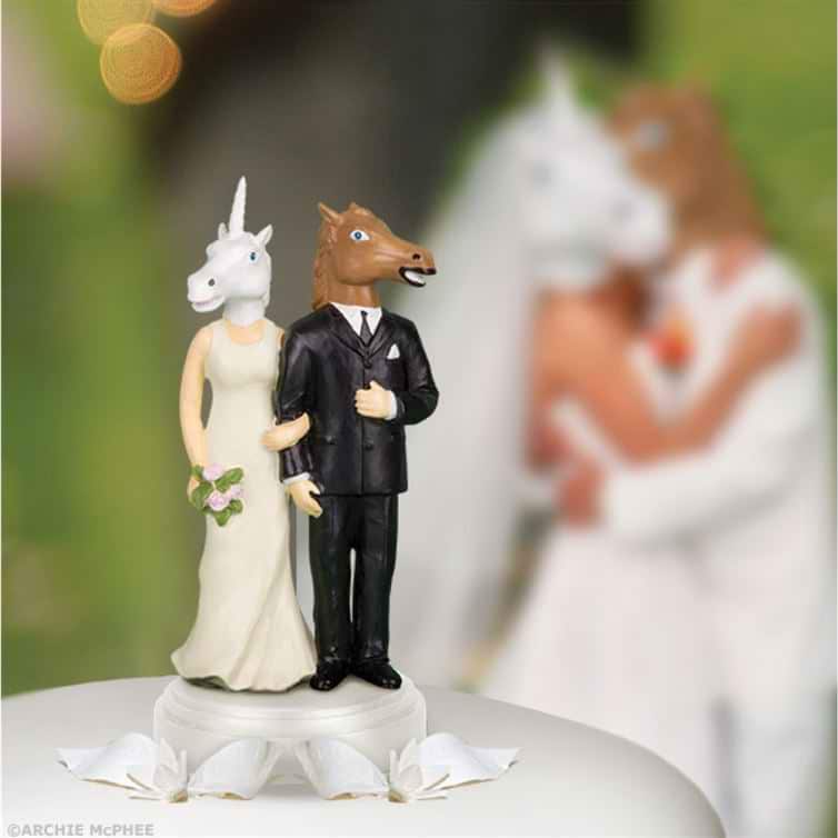 funny-wedding-cake-toppers-7