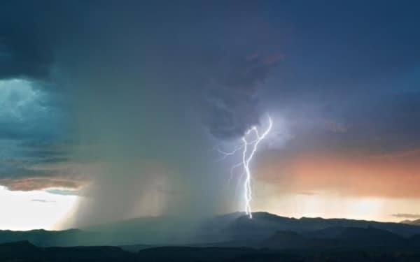 tilestwra.gr :bad%20weather20 Ακόμη και η κακοκαιρία έχει την ομορφιά της!