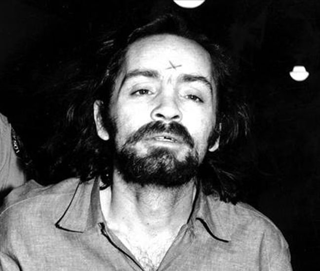 Ο ανατριχιαστικός φονιάς Τσαρλς Μάνσον 11 chrlsmnnons9