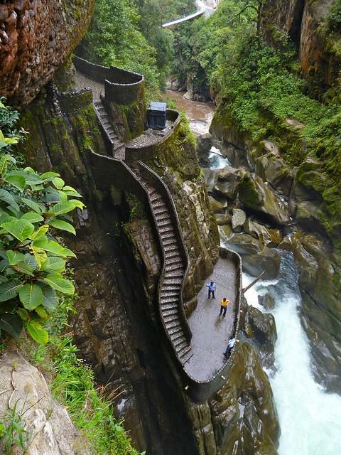 tilestwra.gr : f4 stairs Οι 10 πιο τρομακτικές σκάλες του κόσμου! Για να τις περπατήσεις θα πρέπει να το λέει η καρδιά σου