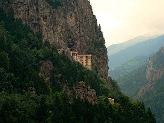 tilestwra.gr - Το μοναστήρι της Παναγίας Σουμελά
