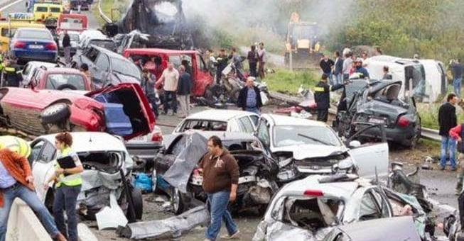 ΑΥΤΟΣ είναι ο ΡΟΥΜΑΝΟΣ οδηγός της ΝΤΑΛΙΚΑΣ που έσπειρε το θάνατο στην Εγνατία Οδό!