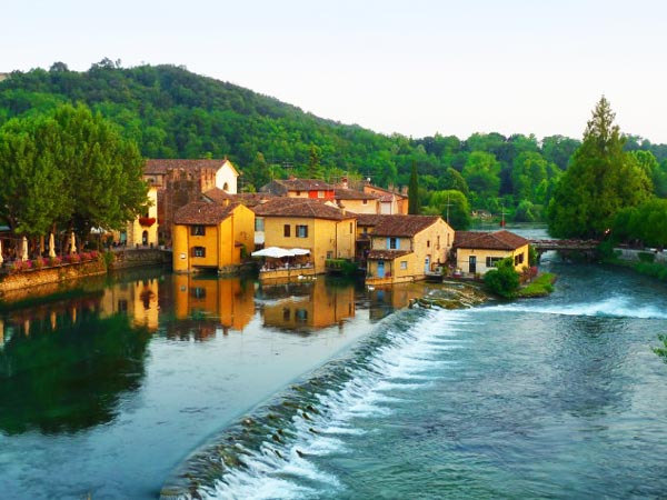 tilestwra.com -  Borghetto2 Borghetto: Ένα ιταλικό χωριό βγαλμένο από... σελίδες παραμυθιού !!!