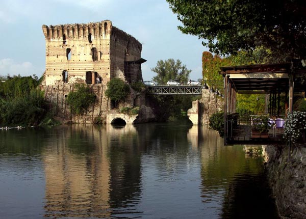 tilestwra.com -  Borghetto3 Borghetto: Ένα ιταλικό χωριό βγαλμένο από... σελίδες παραμυθιού !!!