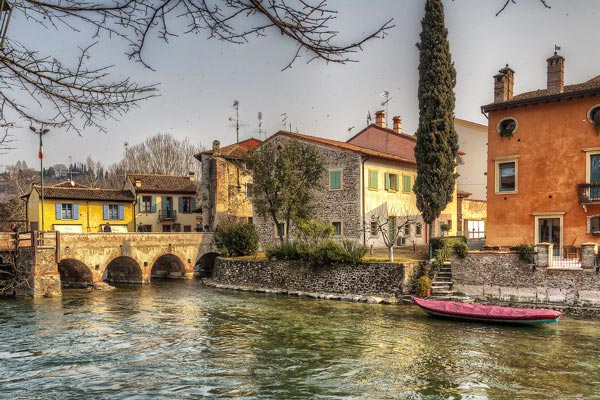 tilestwra.com -  Borghetto5 Borghetto: Ένα ιταλικό χωριό βγαλμένο από... σελίδες παραμυθιού !!!