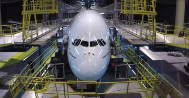 Πως «διαλύεται» ένα Airbus A380 σε μόλις 2 λεπτά; (βίντεο)