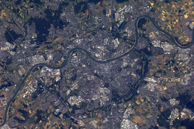 ekpliktikes fwtografies gis apo diastima 25