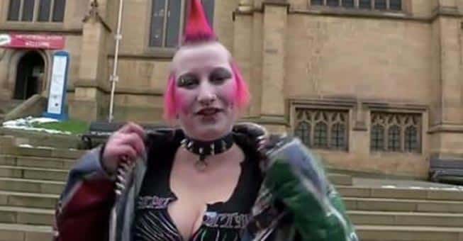 Η μεταμόρφωση αυτής την punk κοπέλας θα σας αφήσει με το στόμα ανοιχτό! (βίντεο)