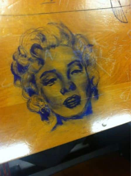 awesome desk doodles that are actual masterpieces 640 10