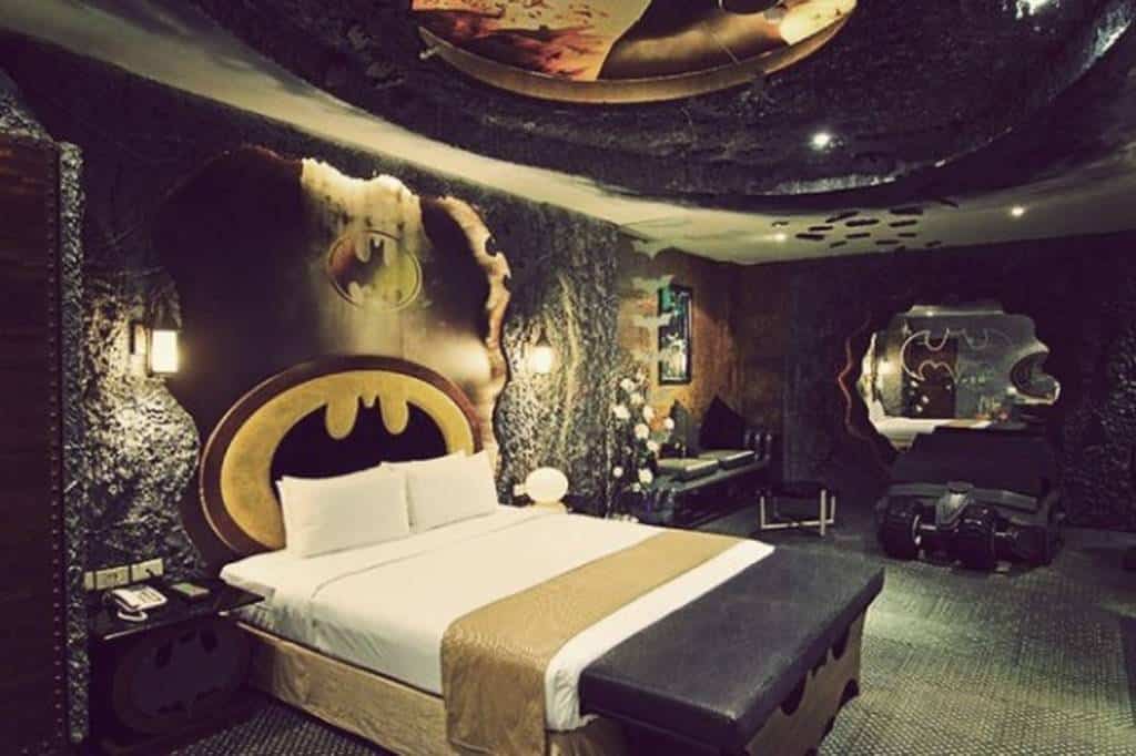 Batman-Hotel-suite-2-600x400