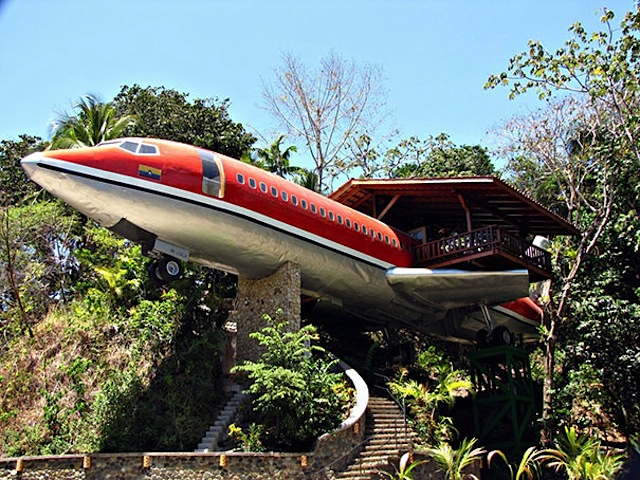 boeing 727 house
