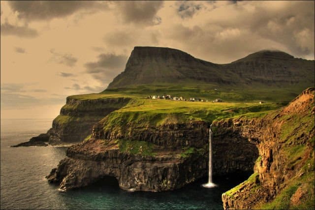 Gásadalur-Village-Faroe-Islands