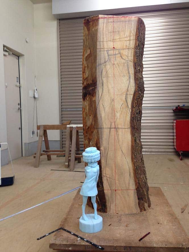 Ιάπωνας γλύπτης δείχνει πως μετατρέπει το ξύλο σε σουρεαλιστικά αγάλματα (5)