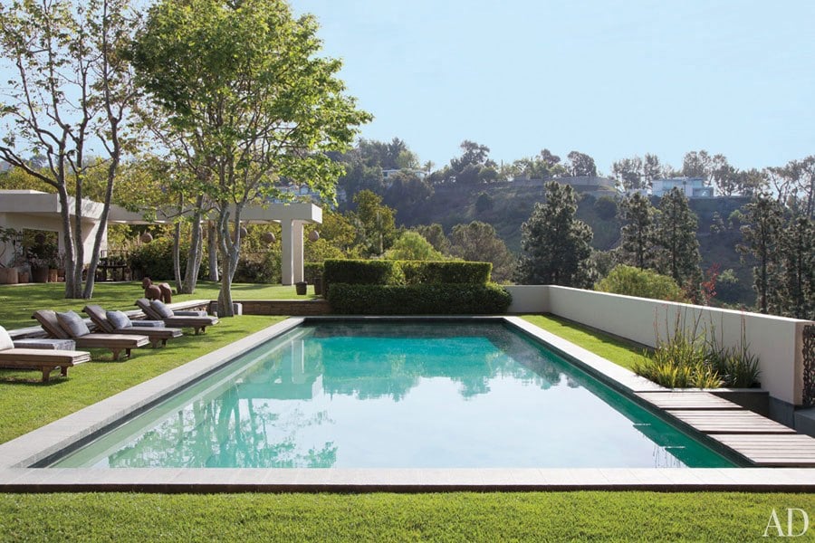 item16.rendition.slideshowhorizontal.ellen degeneres portia de rossi beverly hills home 17 pool