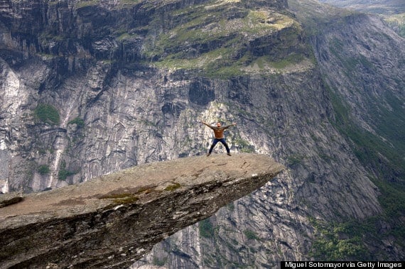 tilestwra.gr : o TROLLTUNGA 570 Γιατί η Νορβηγία είναι το ομορφότερο μέρος του κόσμου; Για 25 λόγους!!