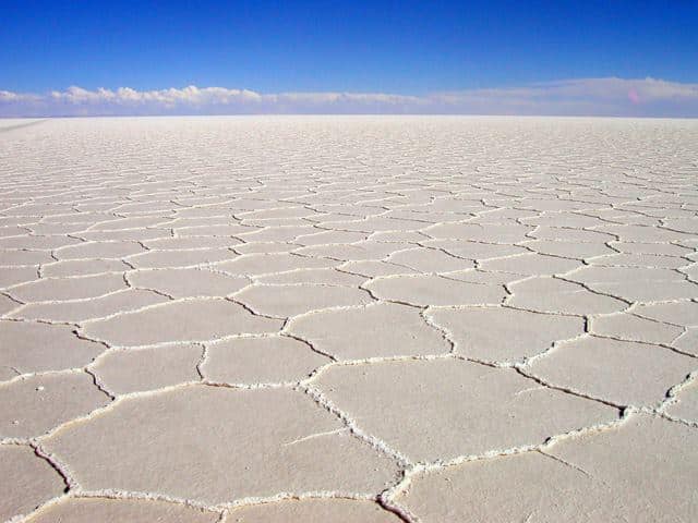 Salar-de-Uyuni-01