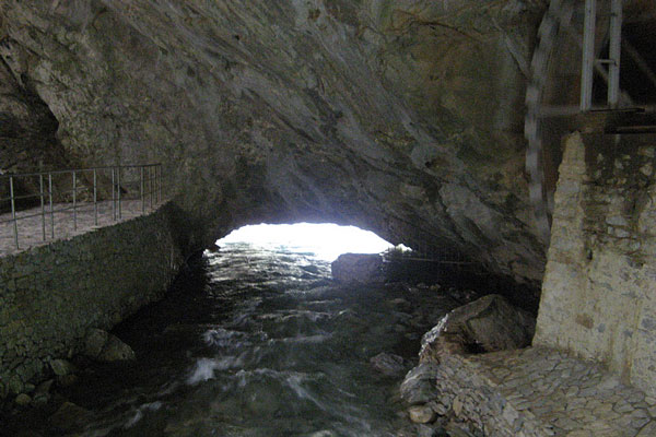 tilestwra.gr : spilaio aggiti 3 Ένα μαγευτικό υπόγειο ποτάμι στην Ελλάδα