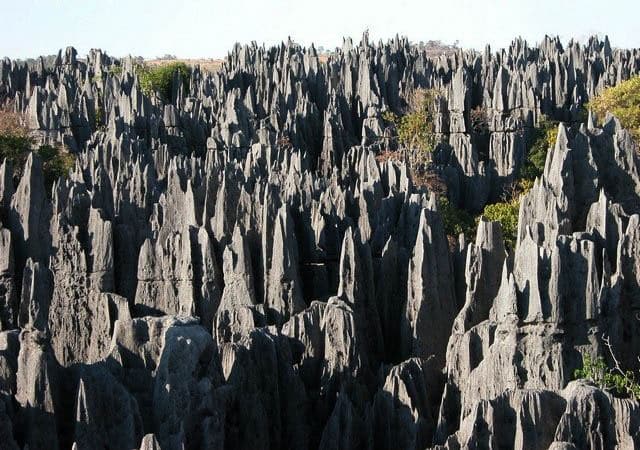 Tsingy-de-Bemaraha-01