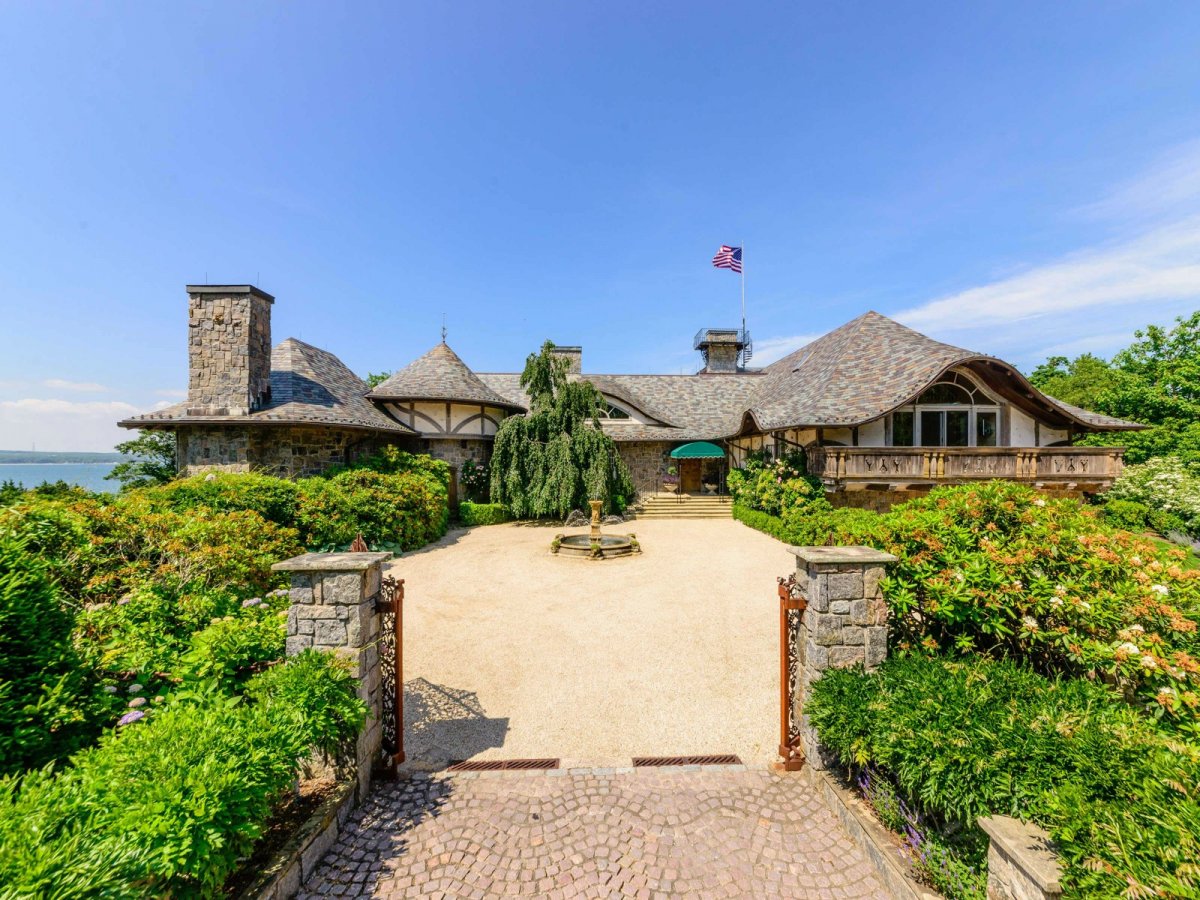 Welcome to Angel View in Sag Harbor. The property just went on sale for $49 million.