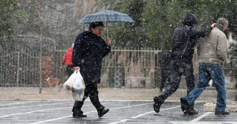 Εντυπωσιακές εικόνες: Η χιονισμένη Θεσσαλονίκη