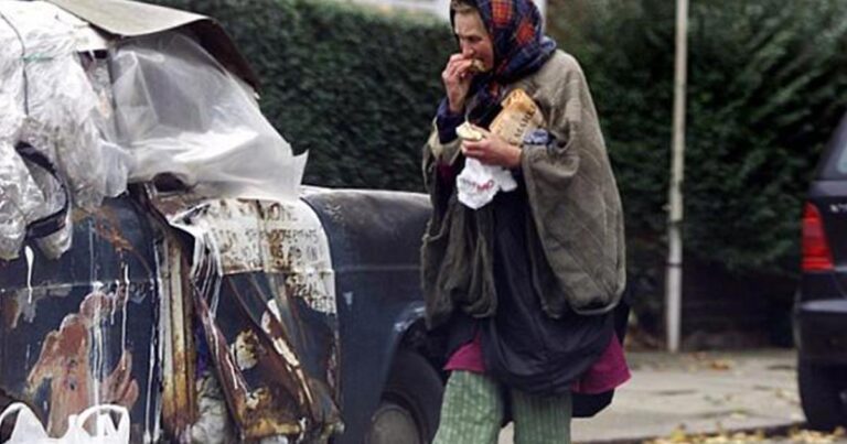 Η τραγική ιστορία της κορυφαίας πιανίστριας που κατέληξε άστεγη για έναν έρωτα και τη σκότωσε φορτηγό