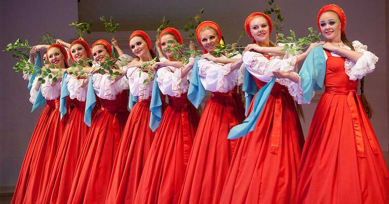 Αυτός ο παραδοσιακός χορός της Ρωσίας (Berezka) θα σας ξαφνιάσει! (βίντεο)