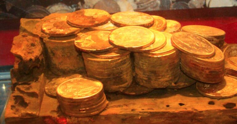 Βρήκε θησαυρό από ναυάγιο με 21 τόνους χρυσού αλλά δεν τα χάρηκε!