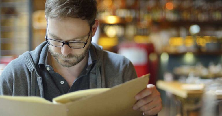 11 ψυχολογικά κόλπα των εστιατορίων που σας κάνουν να ξοδεύετε περισσότερα χρήματα!