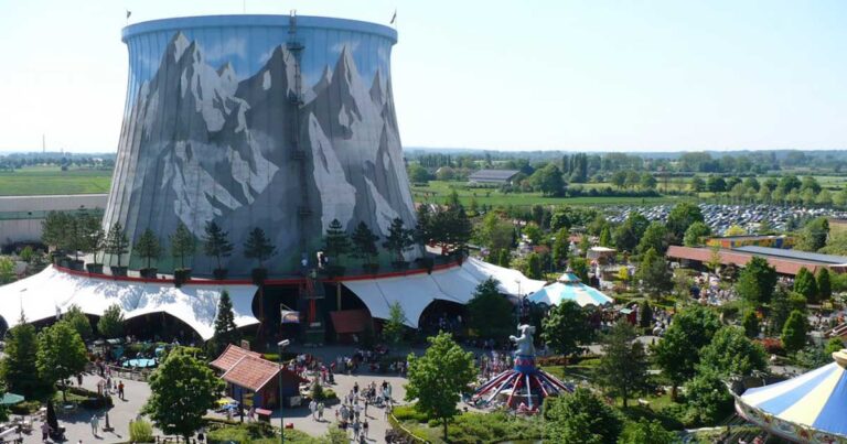 Μεταμόρφωσαν ένα πυρηνικό εργοστάσιο σε λούνα παρκ!