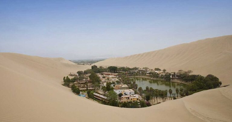 Μοιάζει με οφθαλμαπάτη αλλά δεν είναι. Είναι ένα κρυμμένο χωριό στο πιο ξηρό μέρος του κόσμου!