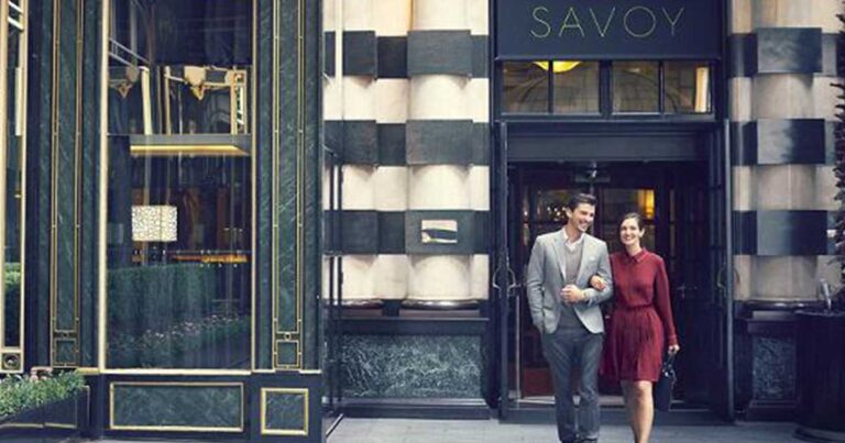 Το πιο ιστορικό ξενοδοχείο του Λονδίνου που επί 126 χρόνια γράφει ιστορία.