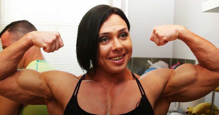 Δείτε τι καταναλώνει μια βρετανίδα αθλήτρια του bodybuilding! (βίντεο)