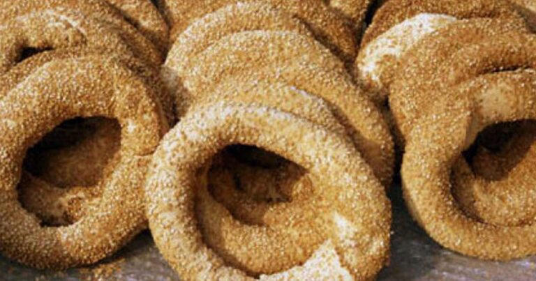 Τρομερή συνταγή για κουλούρια Θεσσαλονίκης!