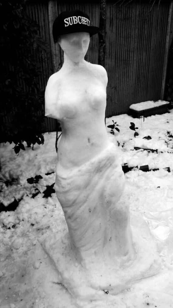 26 creative snow sculptures