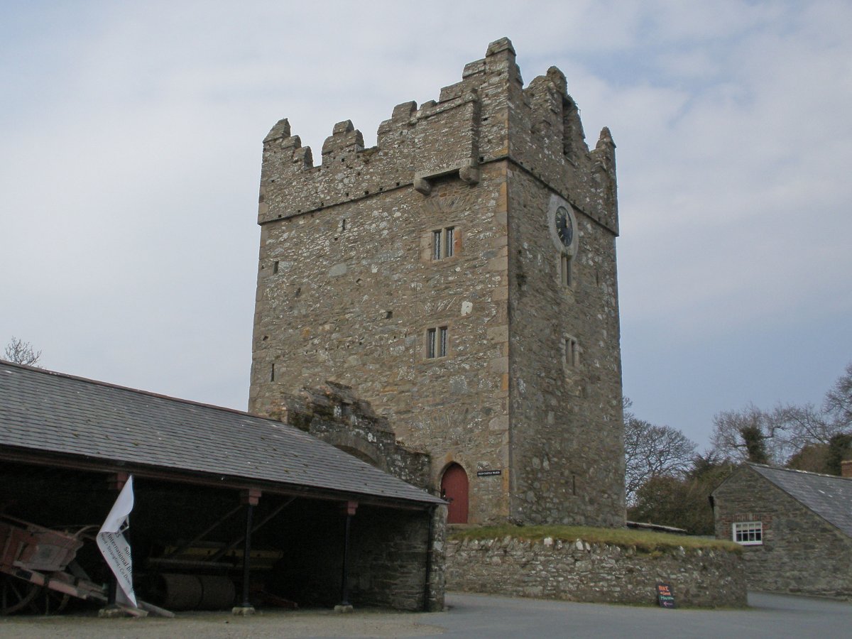lets-start-with-an-easy-one-castle-ward-in-county-down-northern-ireland-provided-the-backdrop-for-which-famous-castle