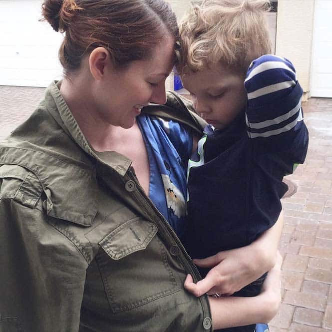 Μητέρα αφήνει τον 3χρονο γιο της να τη ντύνει κάθε μέρα για μια εβδομάδα (7)