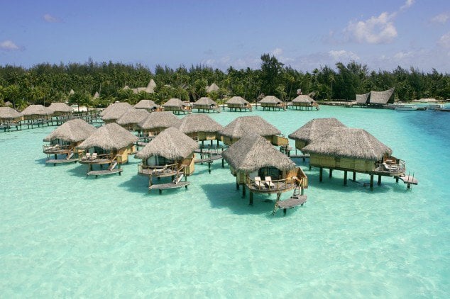tilestwra.gr - Pearl Beach Resort Bora Bora  634x422 Μπόρα Μπόρα:50 παραμυθένιες εικόνες που θα σας δροσίσουν θα σας μεταφέρουν στον επίγειο παράδεισο!
