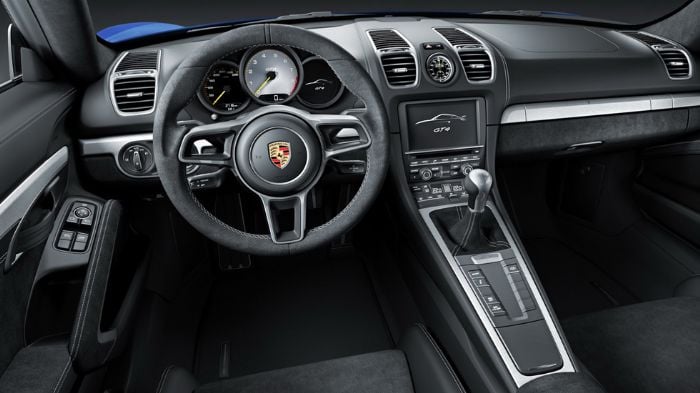 Porsche-Cayman-GT4-11