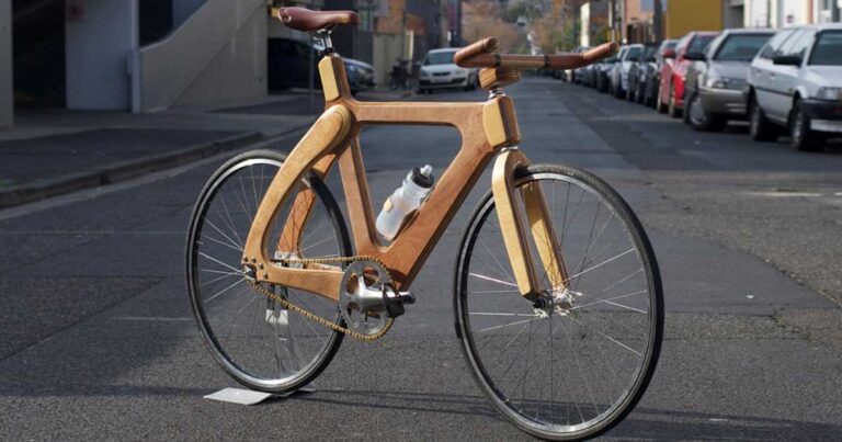 Εντυπωσιακά ξύλινα gadgets: Από ρολόγια μέχρι… supercars!