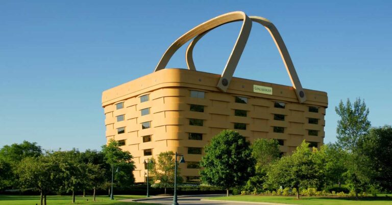 Τα 7 πιο παράξενα και εξωπραγματικά κτίρια πάνω στην γη!