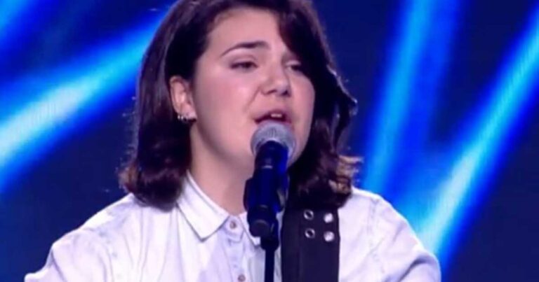 Η 16χρονη από την Πάτρα που τρέλανε του κριτές του Voice!