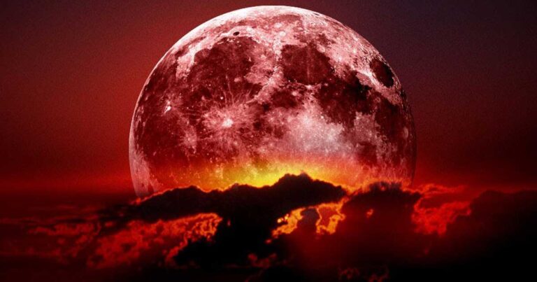Μετά την έκλειψη Ηλίου έρχεται το «Ματωμένο Φεγγάρι». Δείτε πότε είναι τα επόμενα  αστρονομικά φαινόμενα!