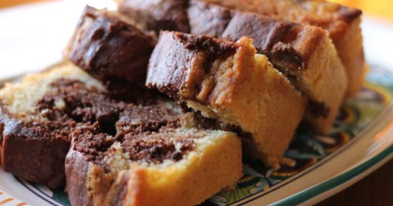 Κέϊκ πορτοκάλι γεμιστό με μπανάνα Nutella και γλάσο σοκολάτας!