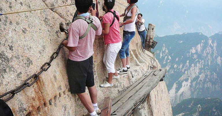 Τα πιο όμορφα αλλά και θανατηφόρα μέρη πάνω στη γη!