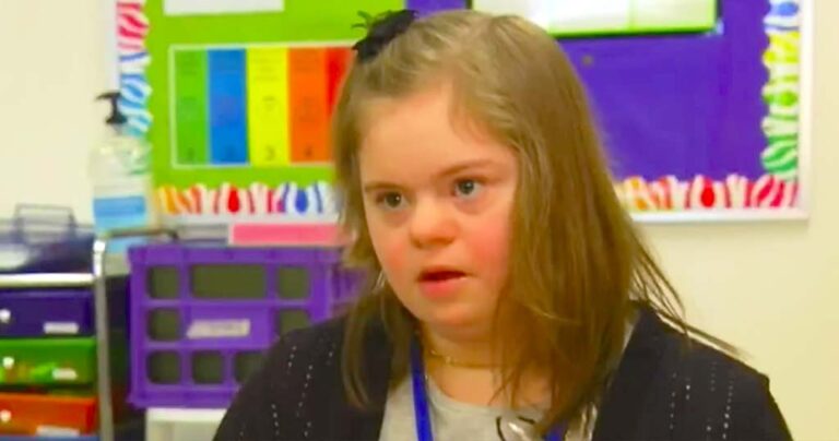 Ένα κορίτσι με σύνδρομο Down έπεσε θύμα εκφοβισμού στο σχολείο της. Αυτό που έκανε όμως η ομάδα μπάσκετ της αξίζει πολλά μπράβο.