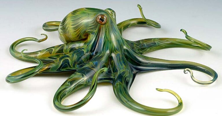 Χειροποίητα μοναδικά πλάσματα από φυσητό γυαλί!