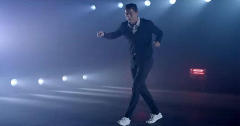 Ο Κριστιάνο Ρονάλντο χορεύει σε ρυθμούς Μάικλ Τζάκσον! (βίντεο)